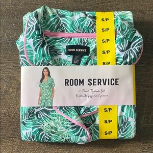 New Room Service Tropcial 2-Piece Pajama Set